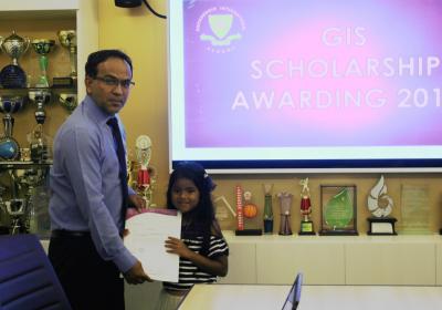 Gis Scholarship Awarding4