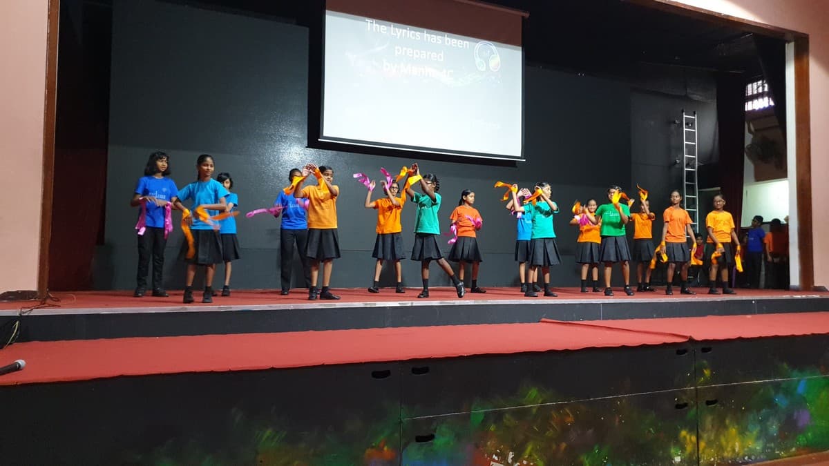 Special Assembly Grade 4 - Photo 3